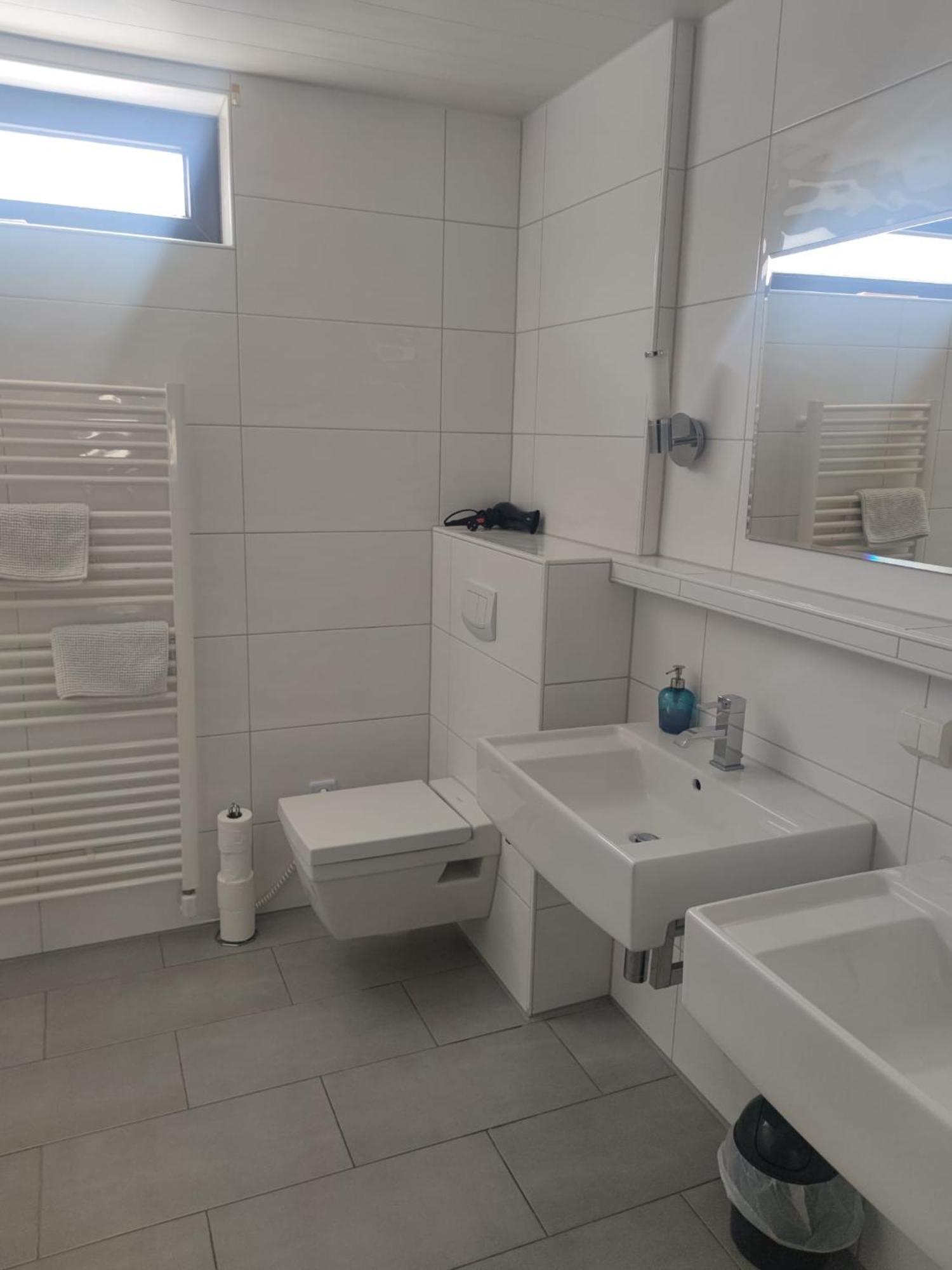 Gaestehaus Windheim Карлсруэ Экстерьер фото